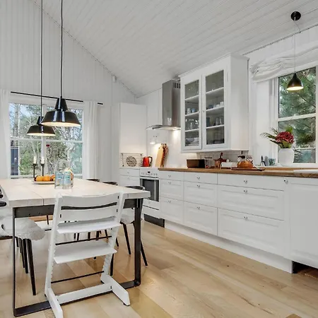 Ferienhaus 2 Bedroom Cozy In Højby