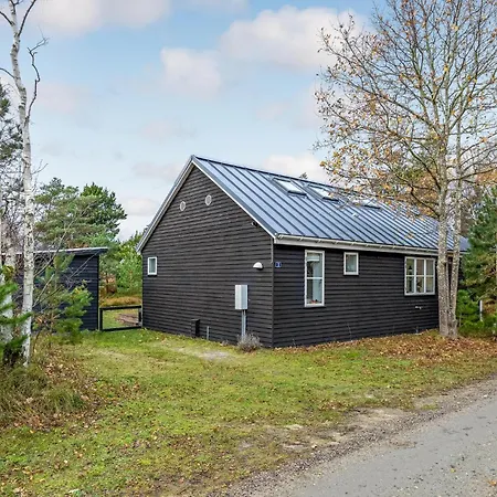 2 Bedroom Cozy In * Højby