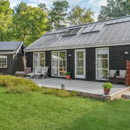2 Bedroom Cozy In Ferienhaus Højby